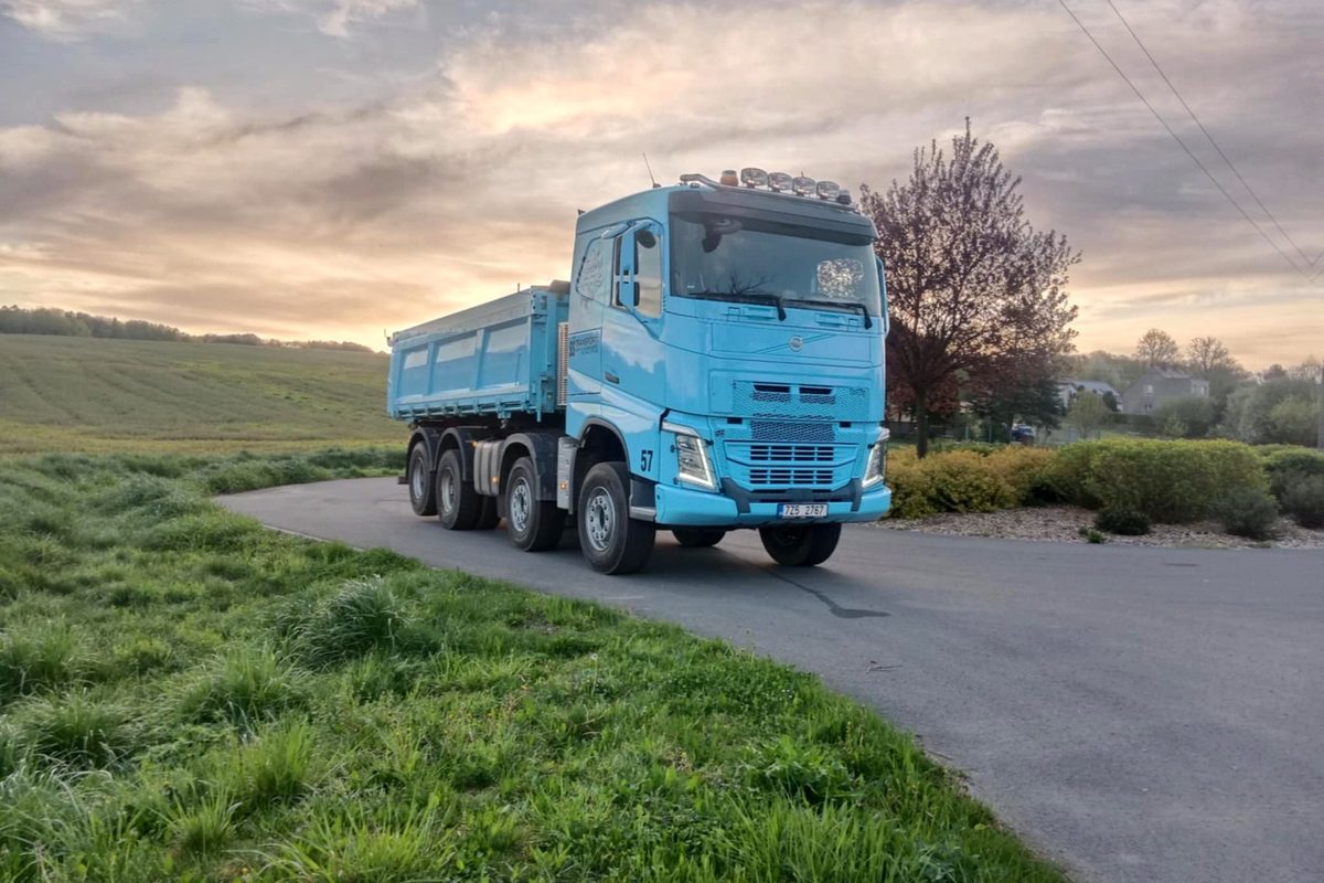 Sklápěč – Volvo